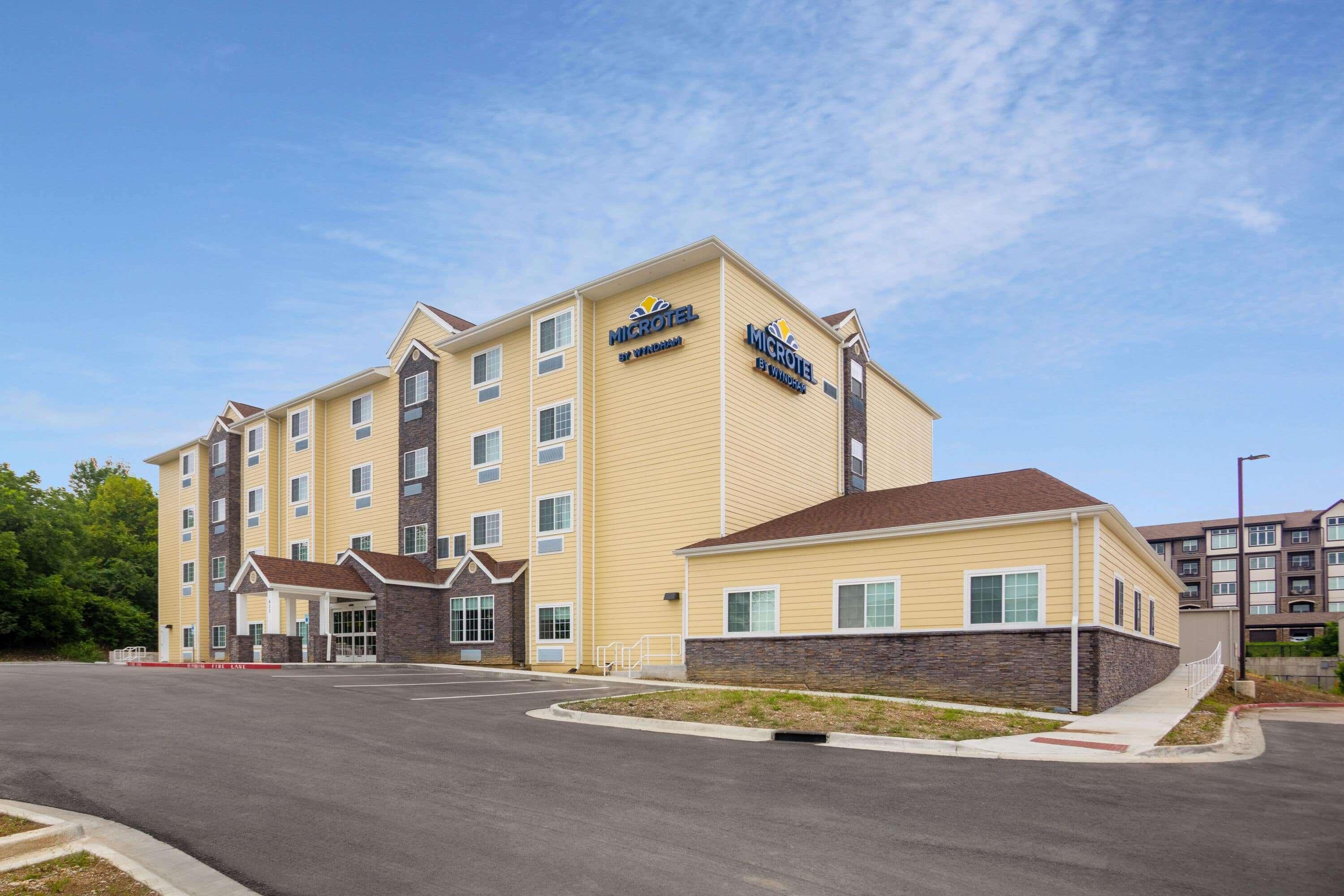 Microtel Inn & Suites By Wyndham Liberty/Ne Kansas City Area المظهر الخارجي الصورة